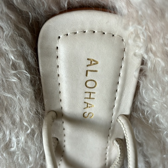 Aloha wrap around ankle sandals❤️ - Picture 3 of 6